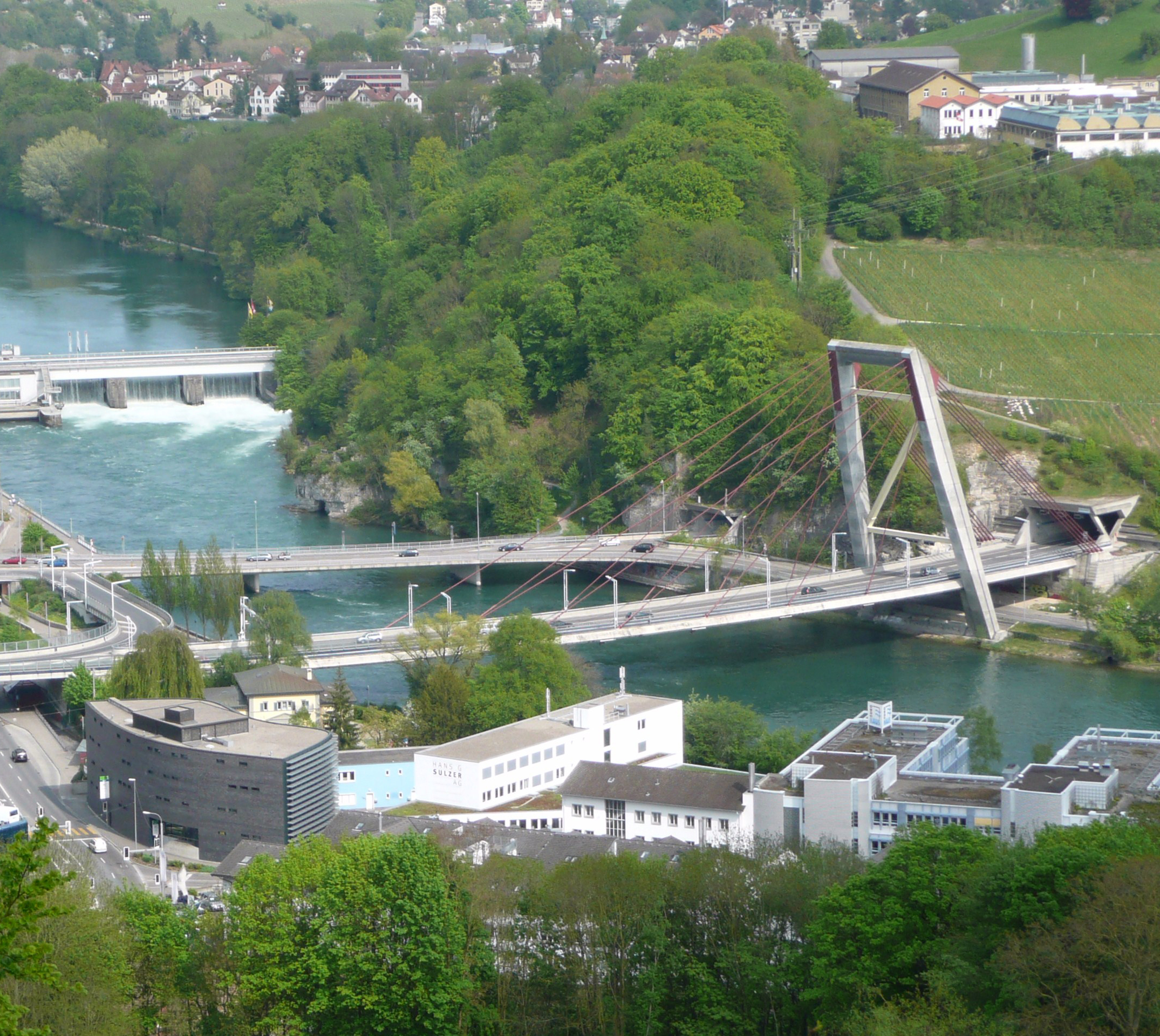 Kraftwerk-A4-Brücke-Schaffhausen.JPG